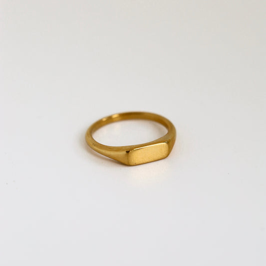 Daisy Signet Ring