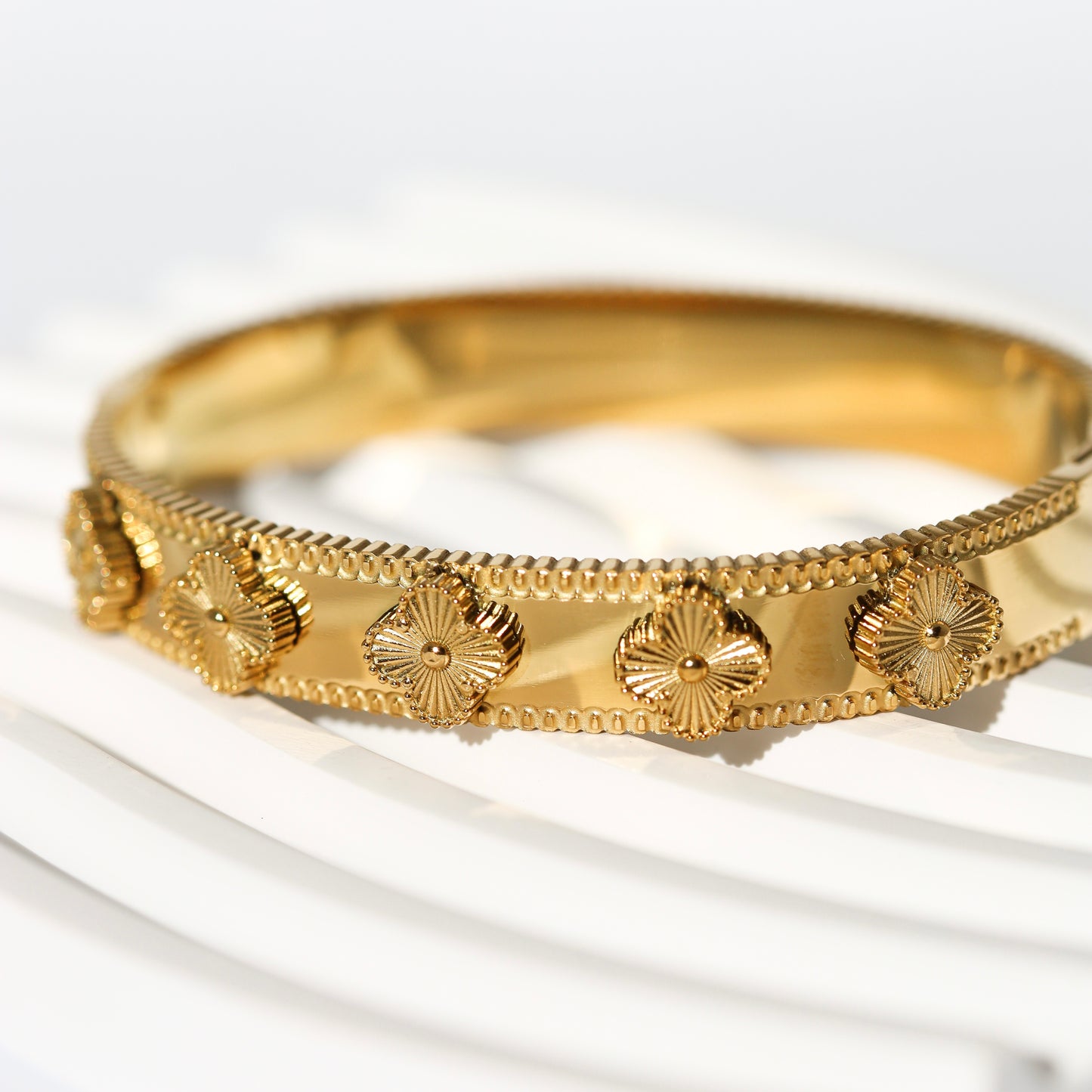Tyla Flower Bangle