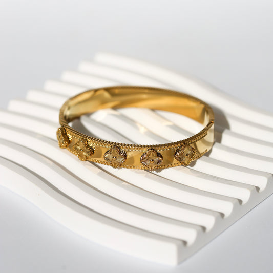 Tyla Flower Bangle