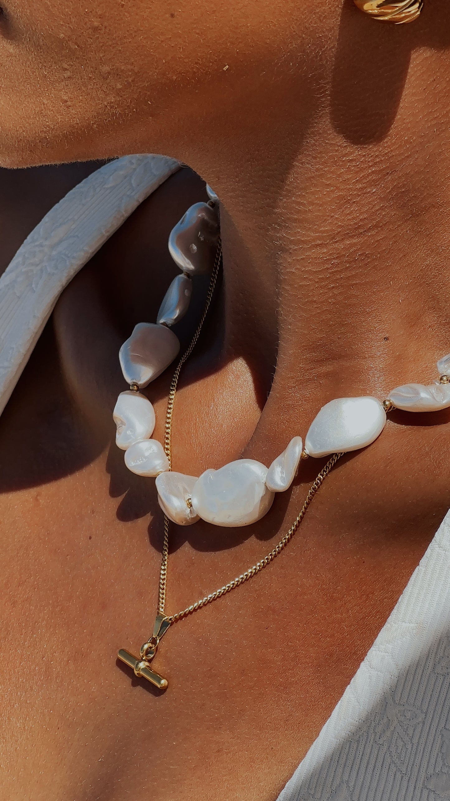 Hali Toggle Necklace