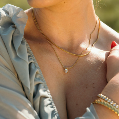 Ellie Square Herringbone Necklace