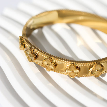 Tyla Flower Bangle