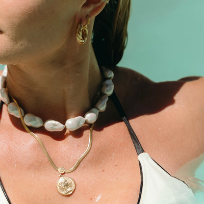 Queen Coin Pendant Necklace