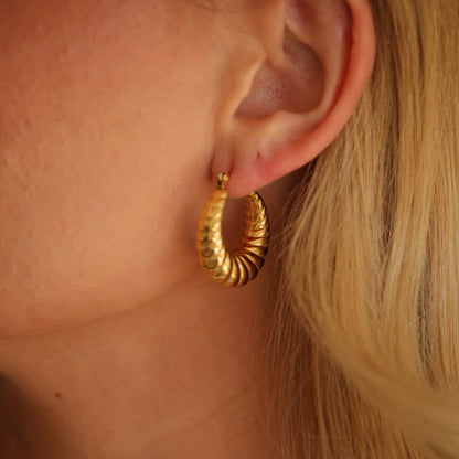 Ava Croissant Chunky Hoops